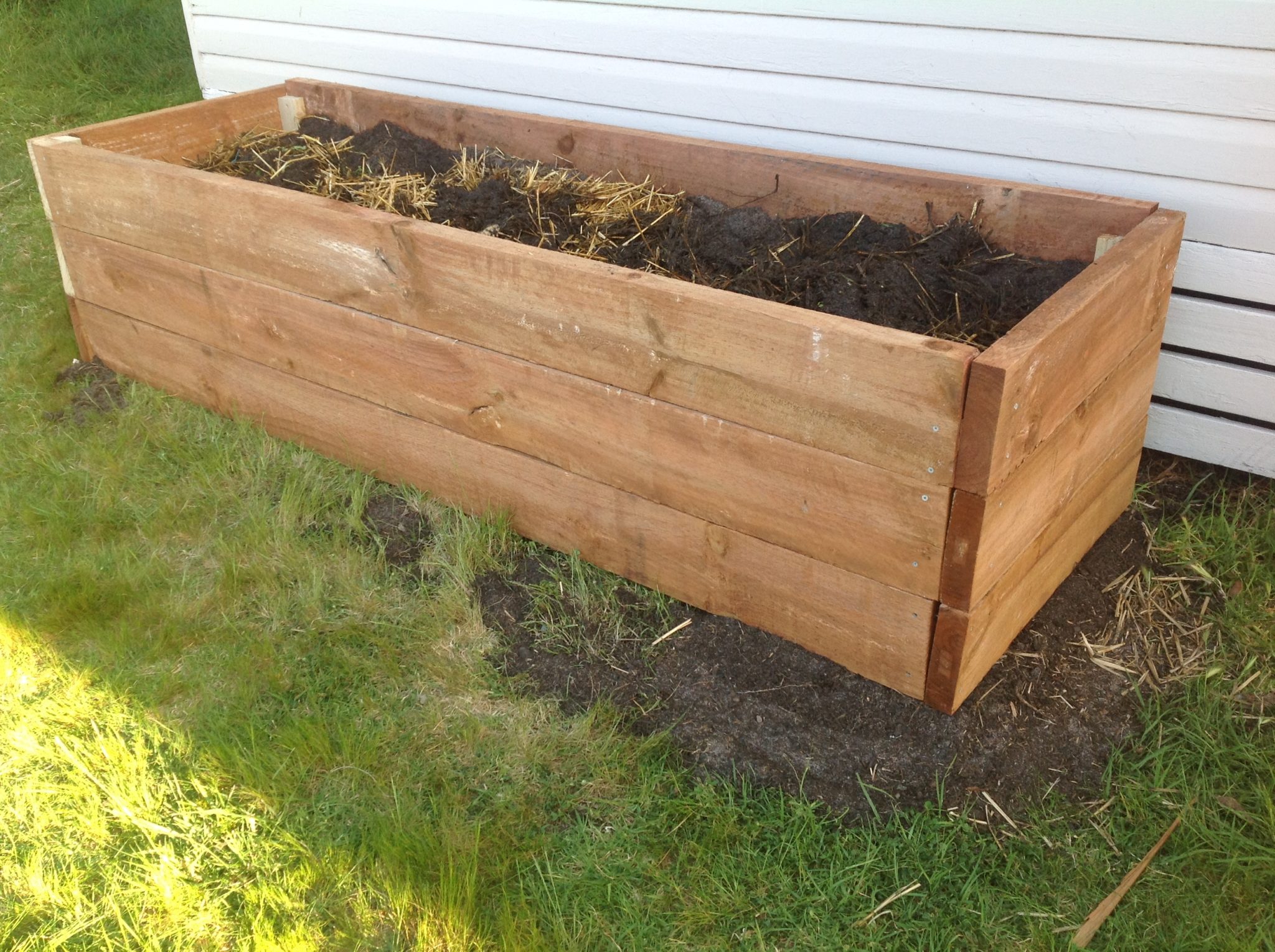 completed raised garden bed
